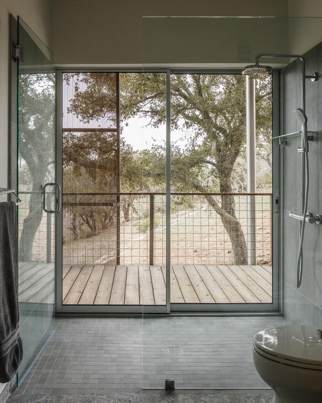 09 Lower level bathroom